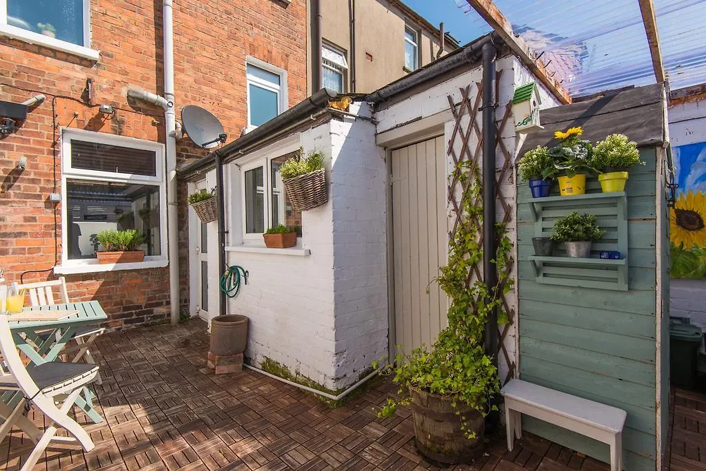 بيت للعطل فندق بلفاستفي  Glendower Street
